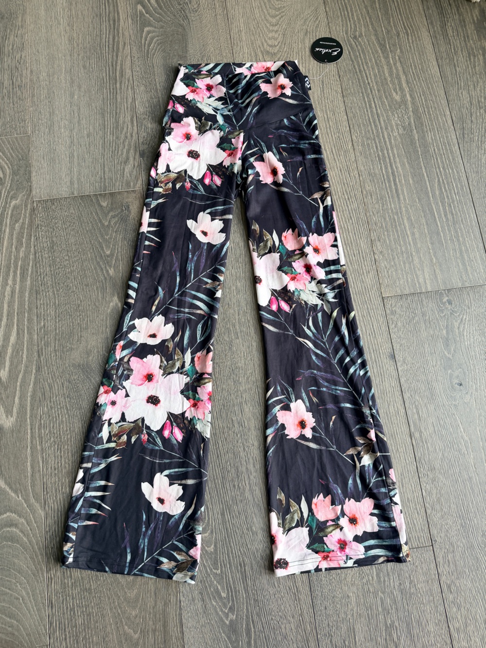 Exotica Exotic at Heart Soft to Touch High Waisted Bootleg Flare Pant Size S